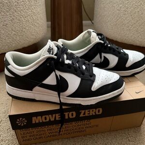 Nike Classic Black and White Low-Tops